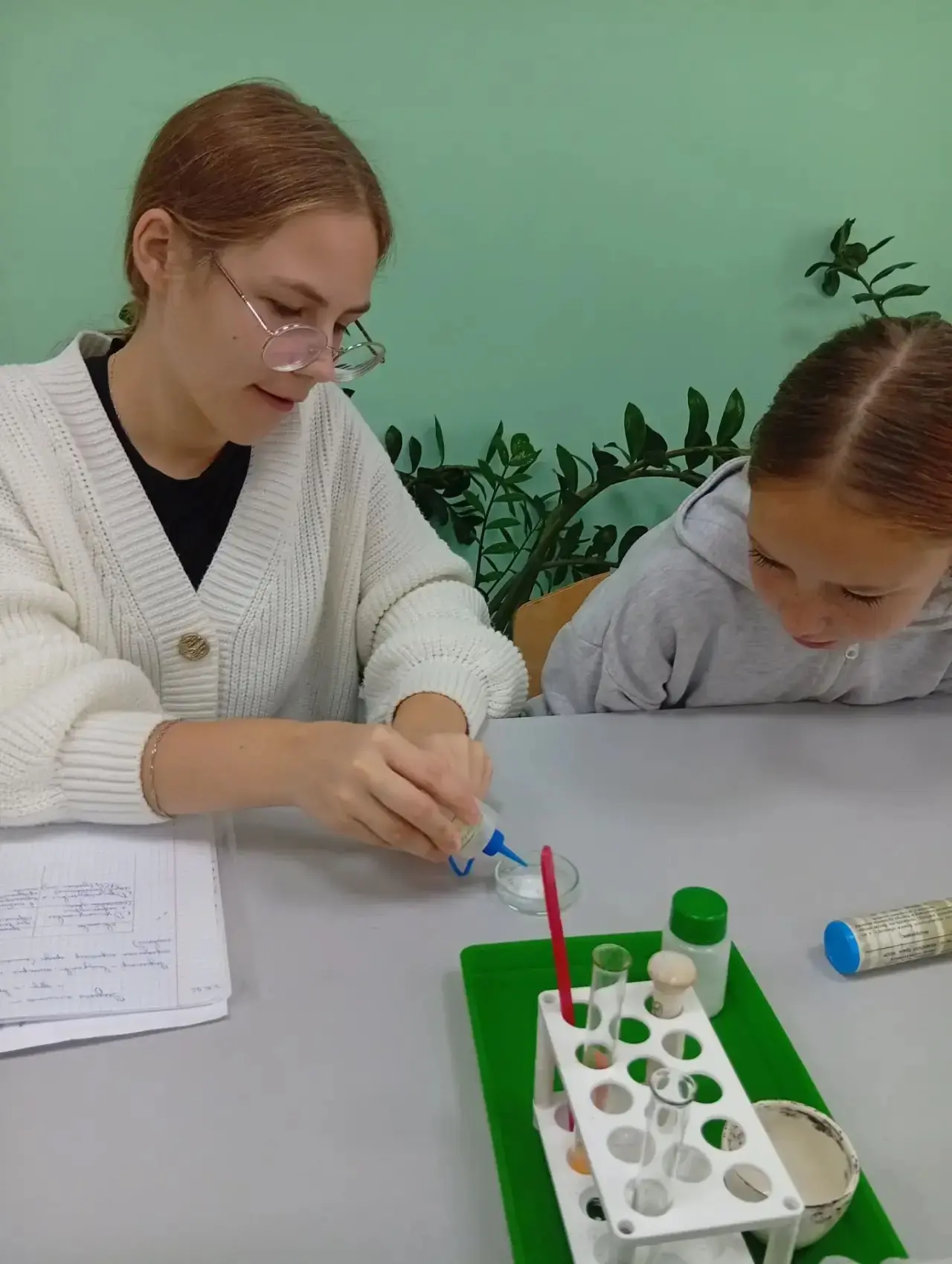 Уксусная кислота: друг с характером! 🧪🍎