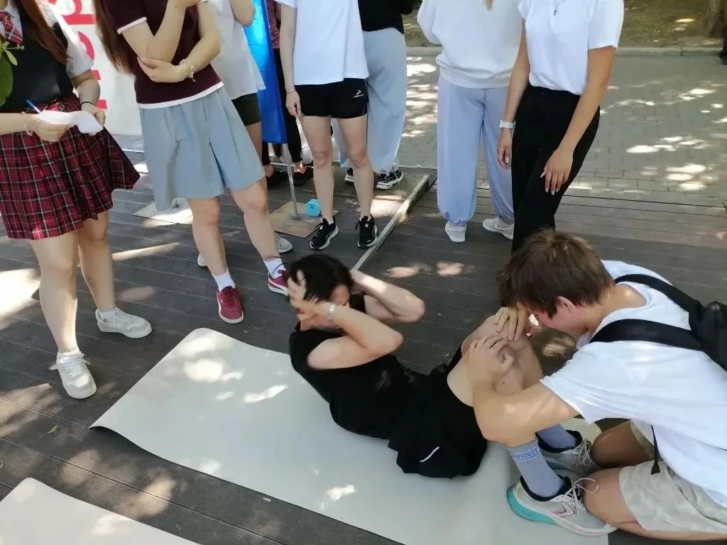 🏆 В парке имени Ивана Якутова прошли районные соревнования всероссийского проекта «Вызов Первых». На