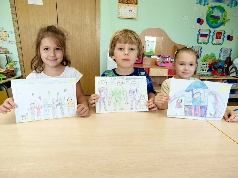Мама, папа, я – дружная семья 💞   👨‍👩‍👧‍👦 Ежегодно в середине мая отмечается Международный день семе