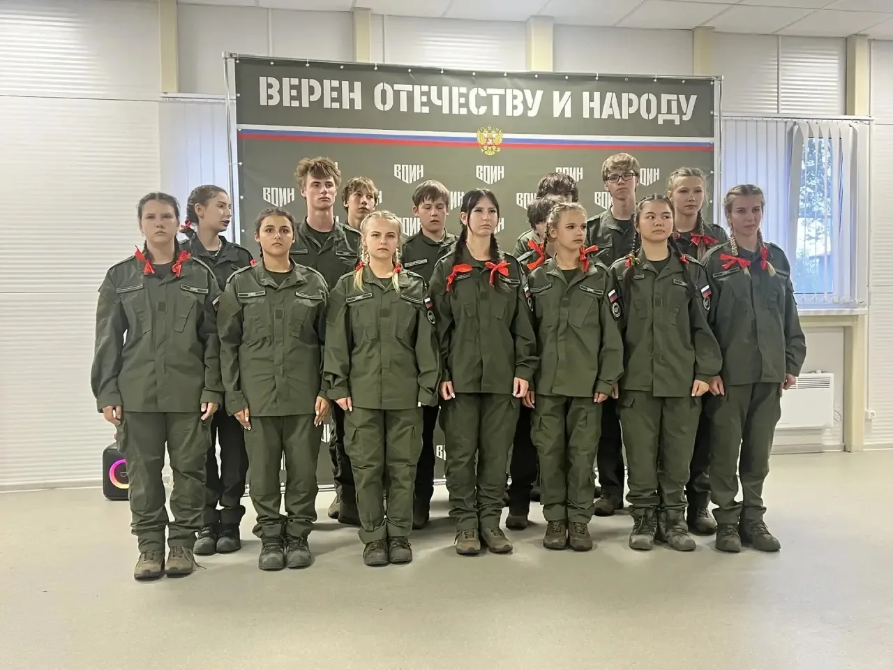 Творческий конкурс между отрядами «Битва хоров “Песни о России”» прошел в военно-патрио...