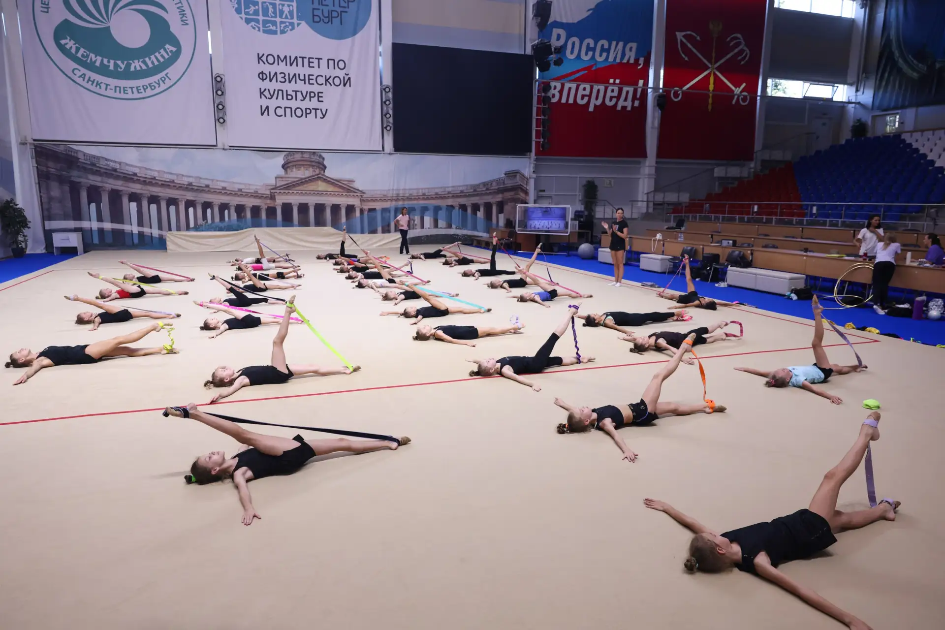⭐
 Мастер-класс Натальи Белугиной — день 3

📸 Антон Тереханов