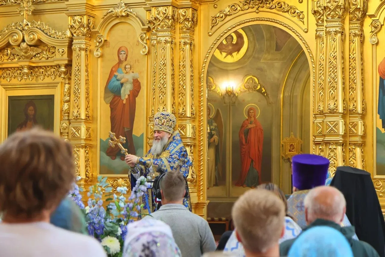 Митрополит Никодим провёл молебен во славу Рязани