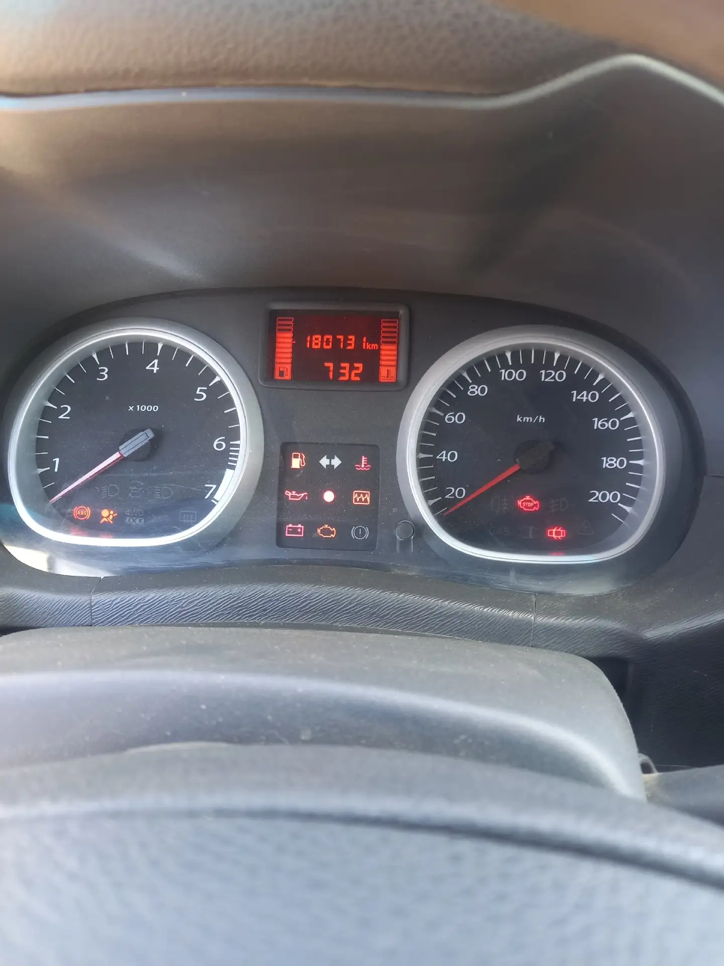 Продаю автомобиль, по птс 3 хозяина, 2 и 3 хозяин с одной семьи. Авто имеет зелёную авт...