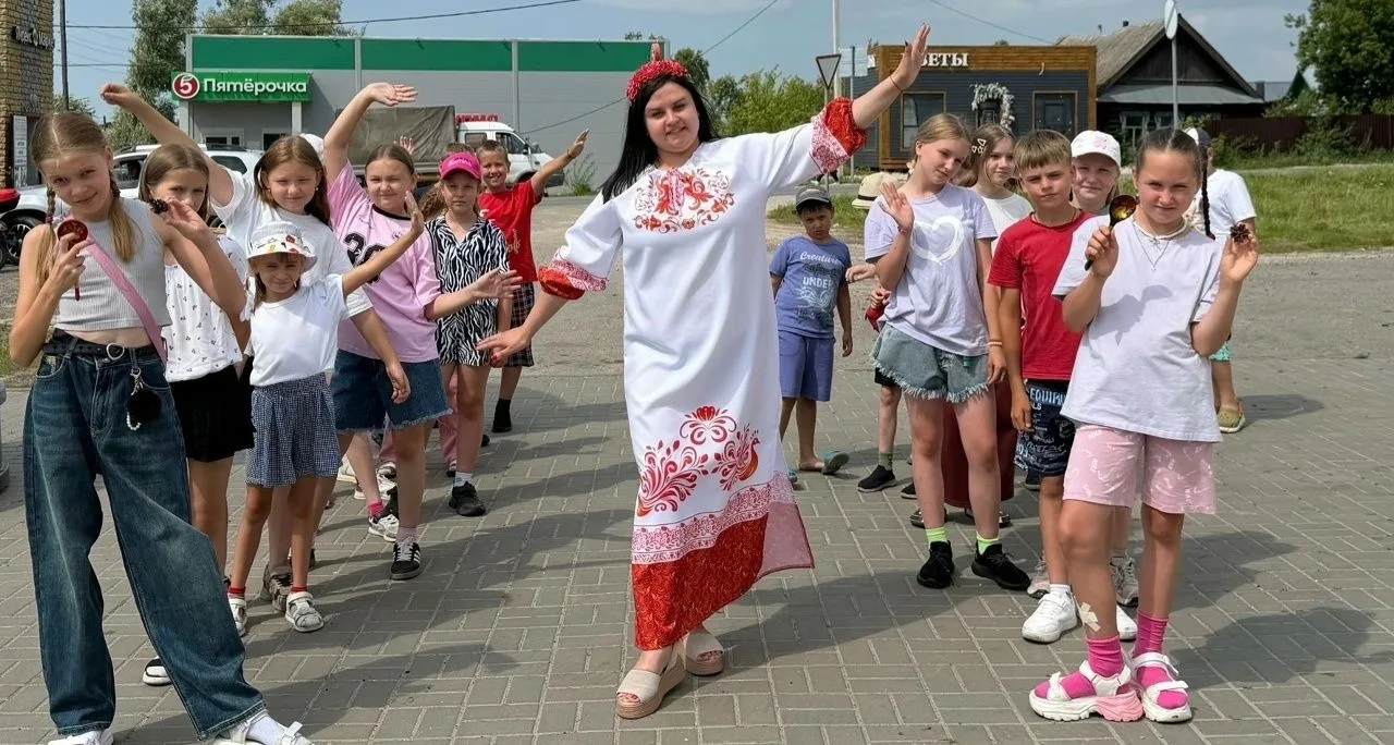 Лето в самом разгаре — а значит, самое время для ярких впечатлений и новых друзей!
 
В наших домах к