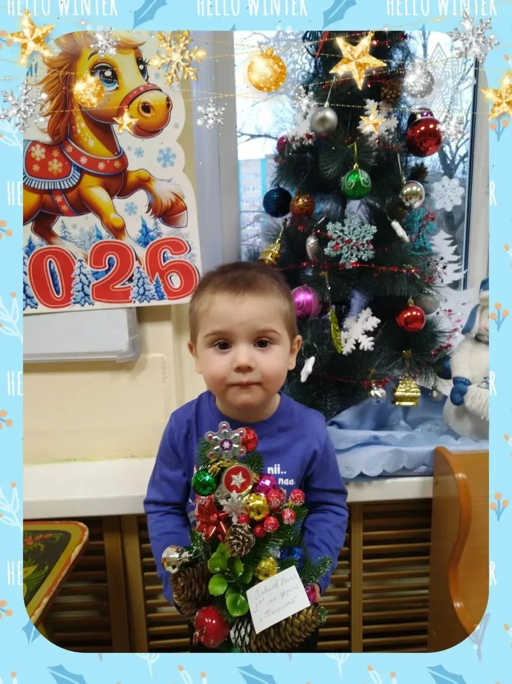 Участники новогоднего конкурса поделок первой младшей группы «Капелька»🎄❄️