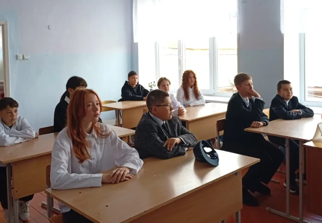 В День знаний, 1 сентября, в нашей школе состоялся Всероссийский открытый урок по основ...