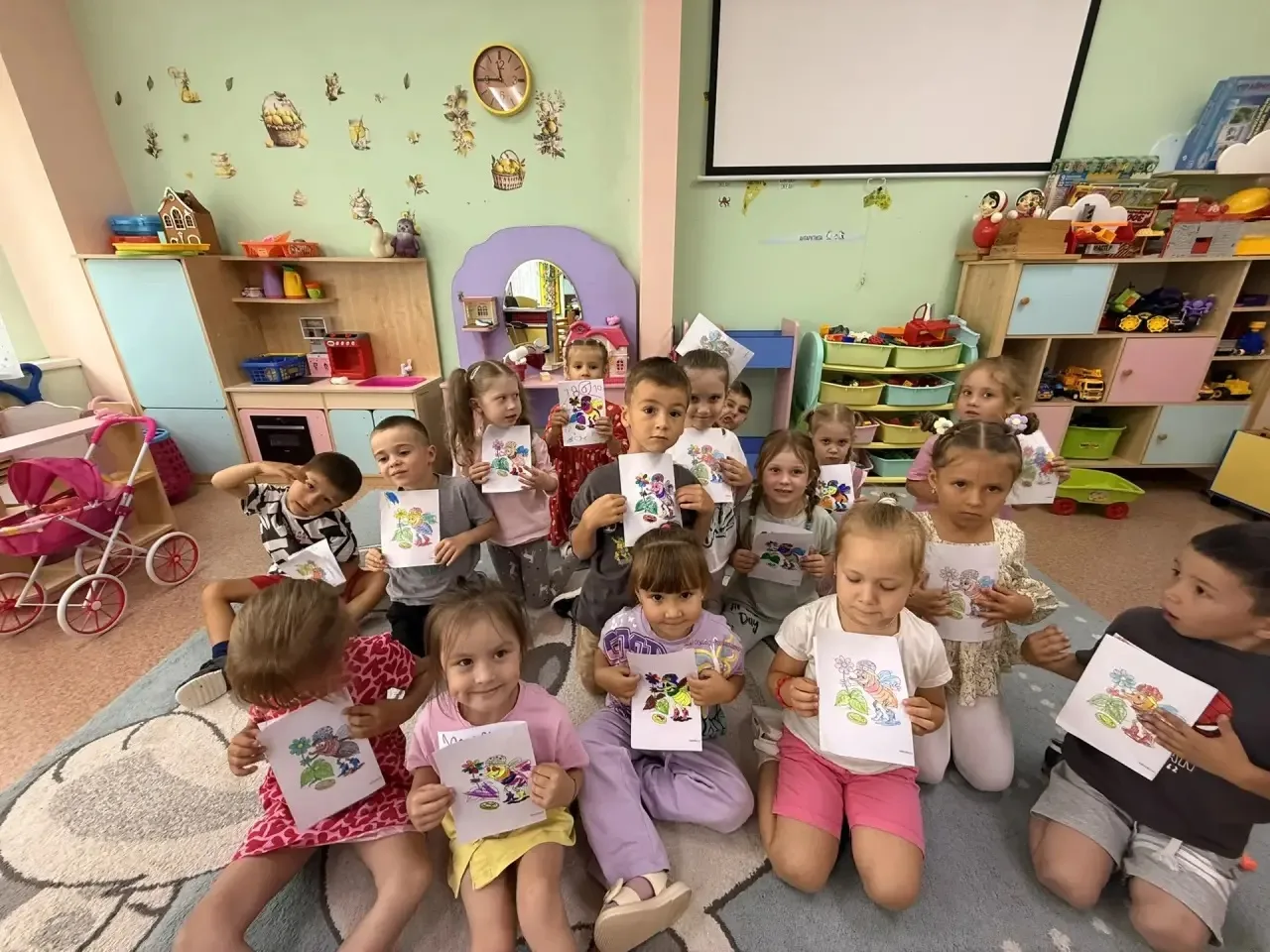 🎉🪰 «День рождения Мухи-Цокотухи»: сказка оживает в рисунках 🪰🎉