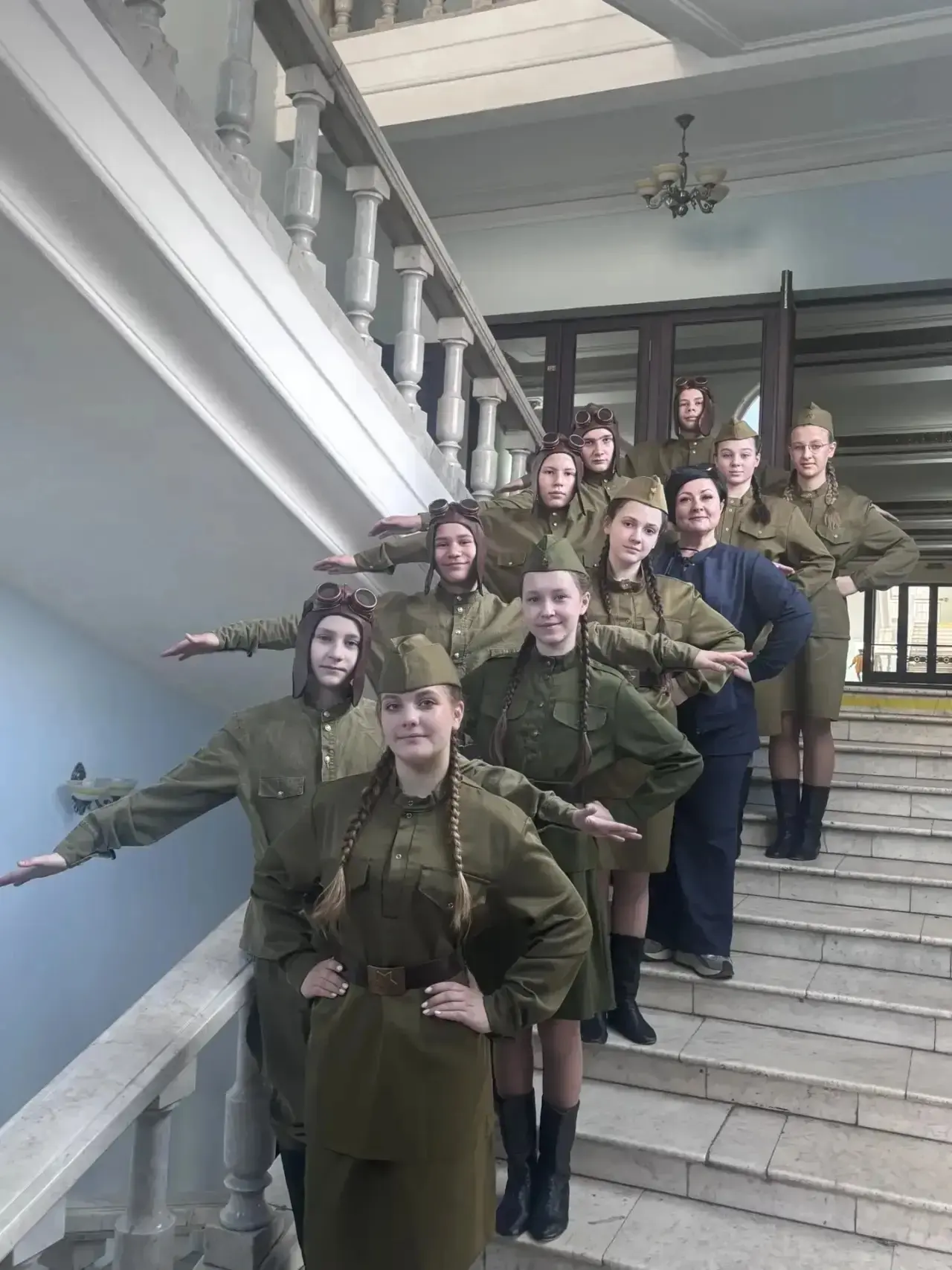 ✨«Вдохновение» на высоте: успех на международном конкурсе «Я могу» в Екатеринбурге!  🎭 Наша театраль