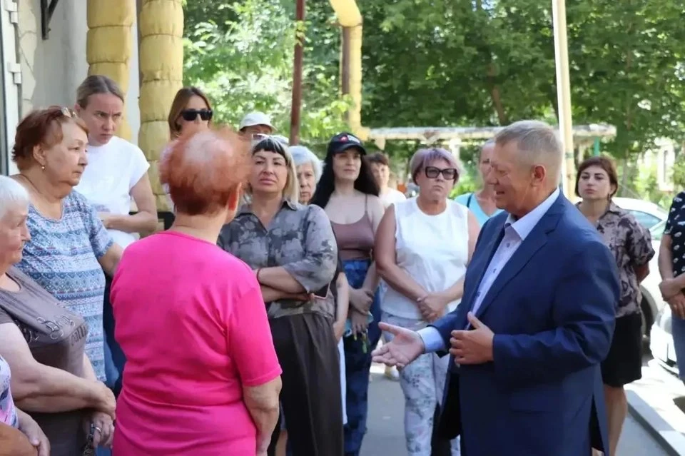 🚨 В Саратове закрывают "наливайку" в жилом доме