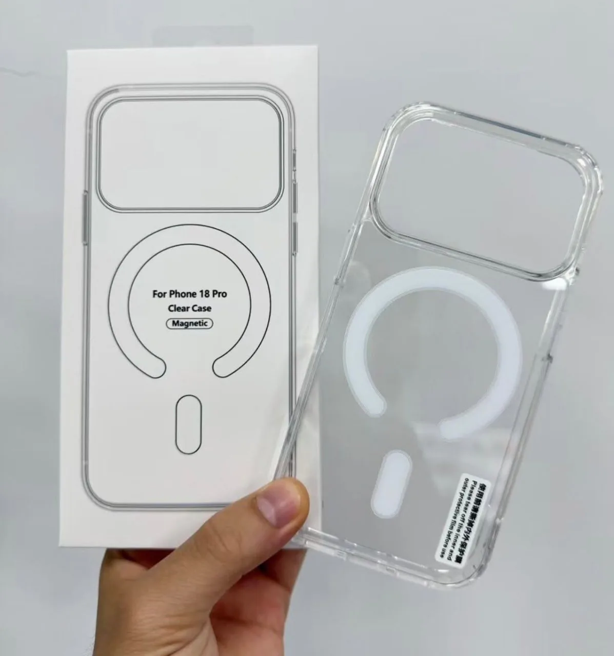 В сеть слили первые фото чехлов для iPhone 18 и 18 Pro  Снимками поделился авторитетный инсайдер Maj
