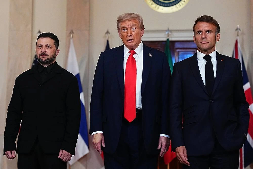 🇺🇸🇺🇦🇫🇷 СМИ заявляют, якобы Зеленский, Трамп и Макрон провели закрытую встречу на G7.

Подписат