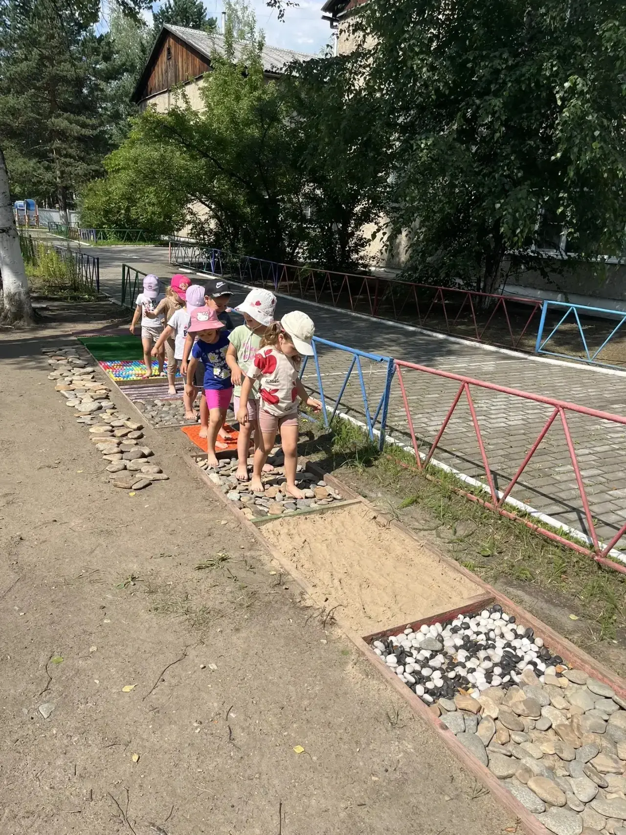 Видео