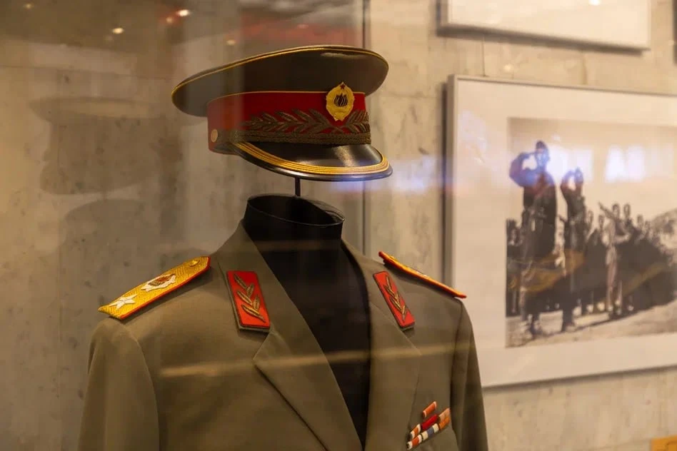 В Музее Победы открылась фотовыставка «Балканская хроника в объективе».  Экспозиция посвящена боевом