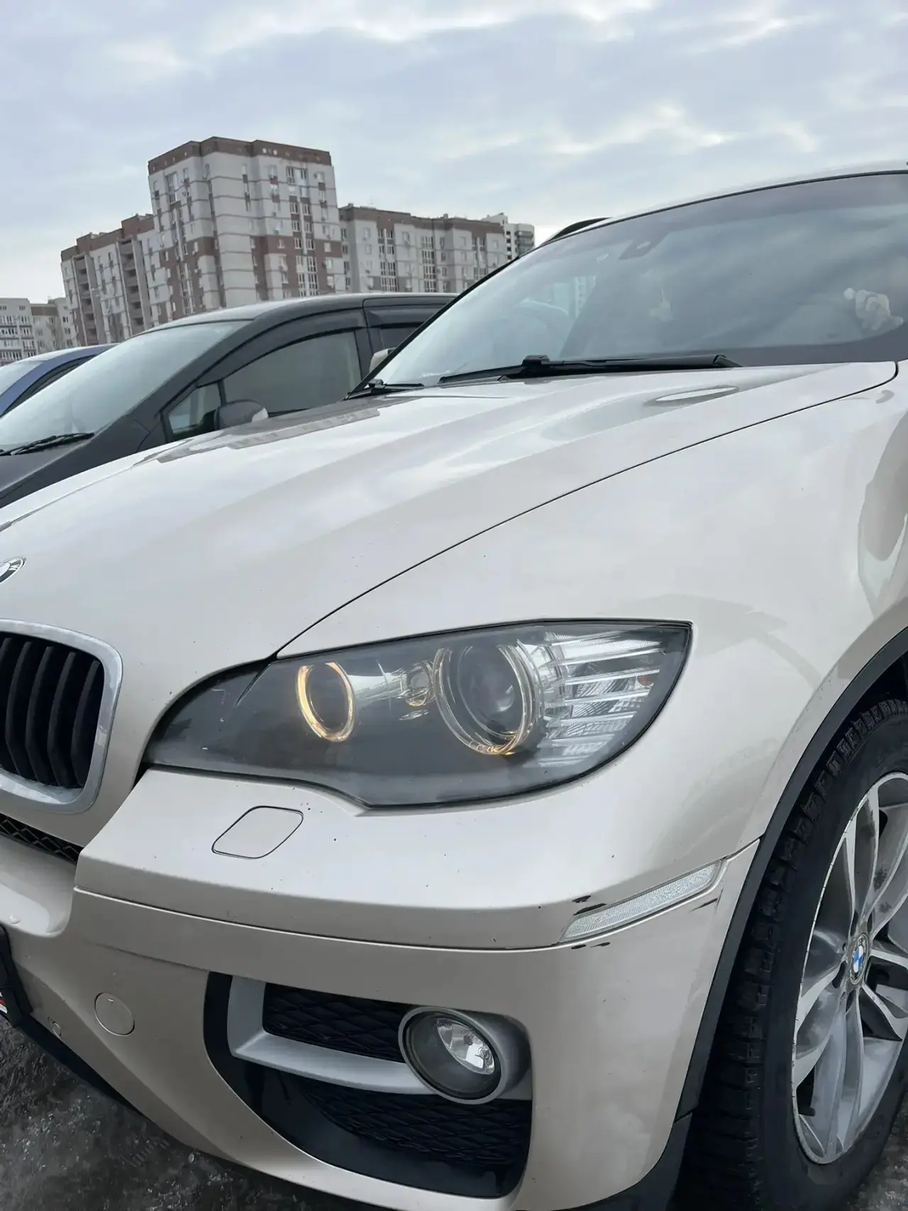 Продаю личный автомобиль. Я собственник. Автомобиль обслужен. По ходовке все поменяно. ...