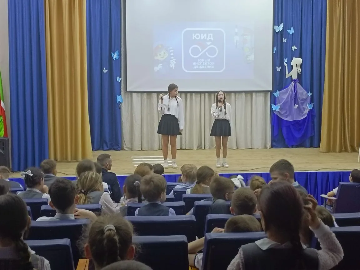 🚦Соблюдая ПДД, мы живём без ДТП!  19 марта в школе N35 прошло познавательное мероприятие для учащихс