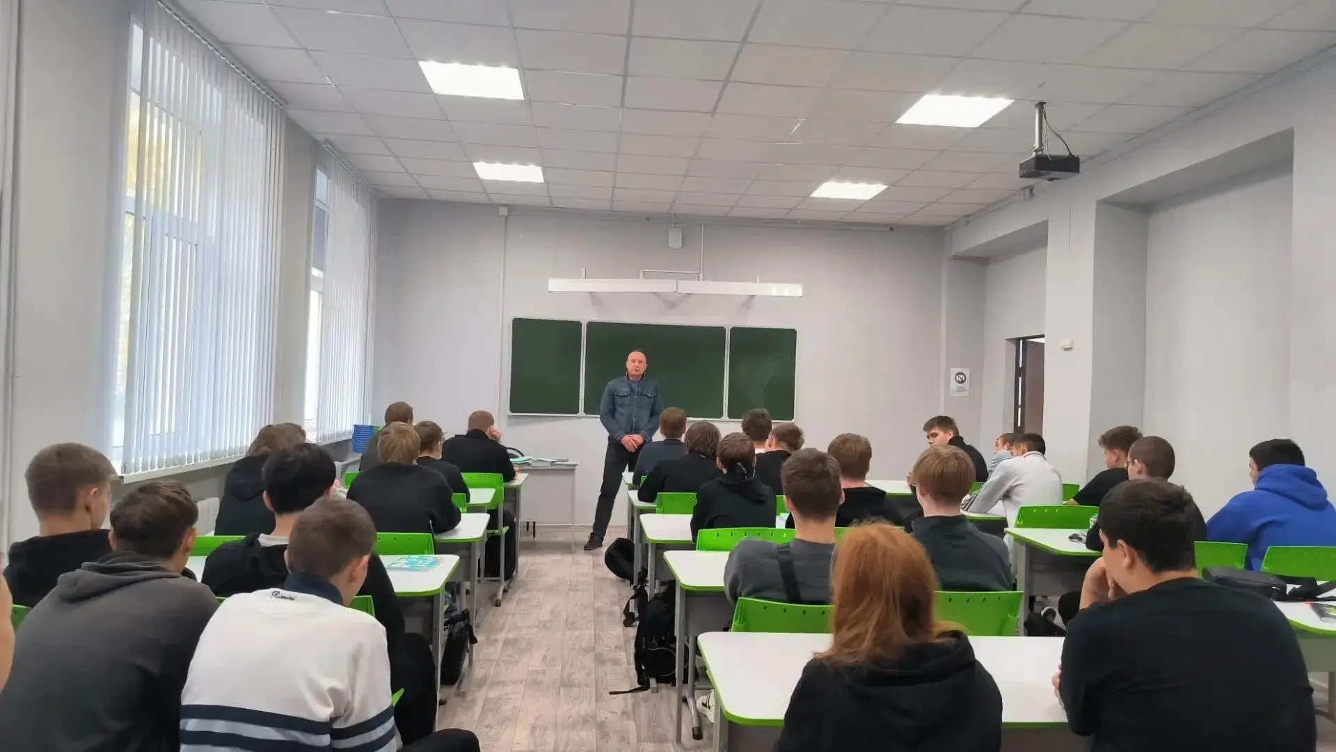 В рамках второго этапа Всероссийской антинаркотической акции «Сообщи, где торгуют смерт...