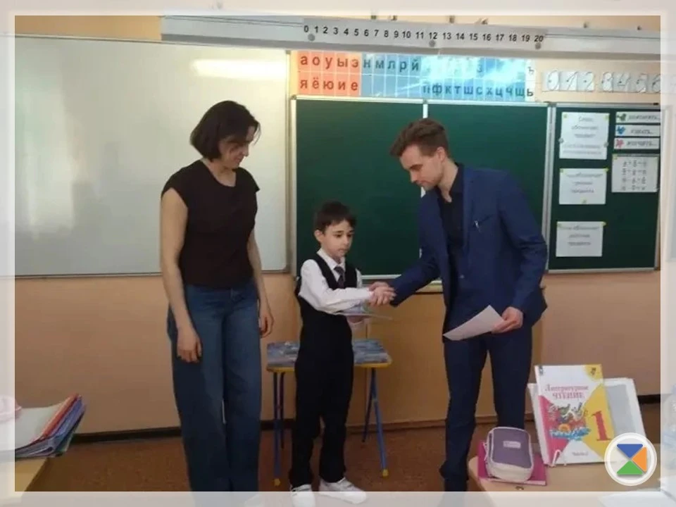 📊 КЛАССЫ ФИЗТЕХА XXI ВЕКА 📊  В понедельник, 30 марта, в 1мк классе прошла научно-практическая конфер