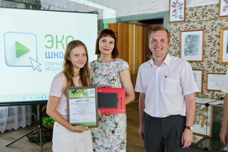 🌿 «Пятёрка» — за год: в Омской области завершился пятый сезон «Экошколы современных ме...