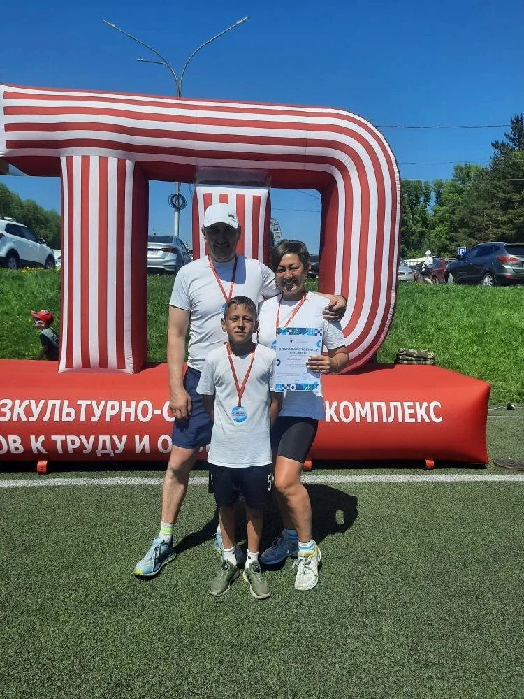 #ShporaNews⚡

✨В прошлую субботу семья Валиуллиных — мама Екатерина, папа Радик и сын Дамир — доказа