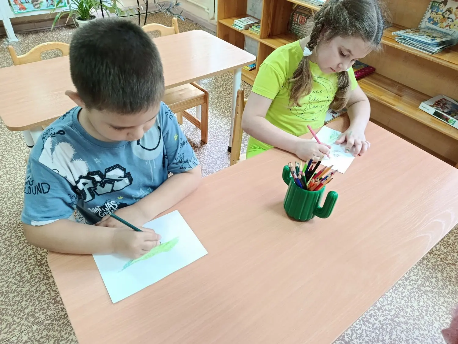 «Лето – это маленькая жизнь!»: как проходят будни в группе №6
#МБДОУДС43Восточная16

#МБДОУДС43Восто