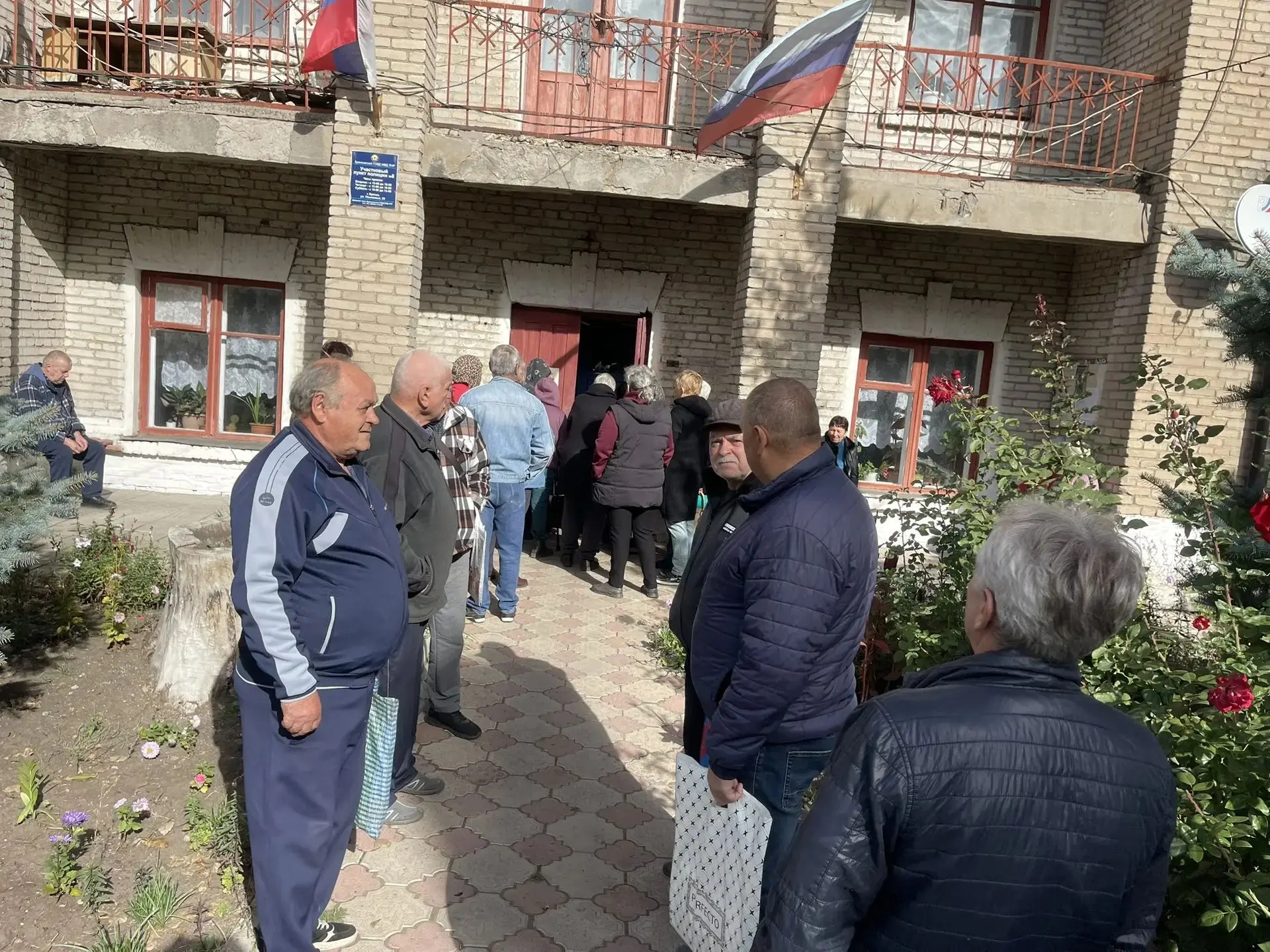 В Брянке возобновлен выездной прием документов на твердое топливо для пенсионеров-горняков
