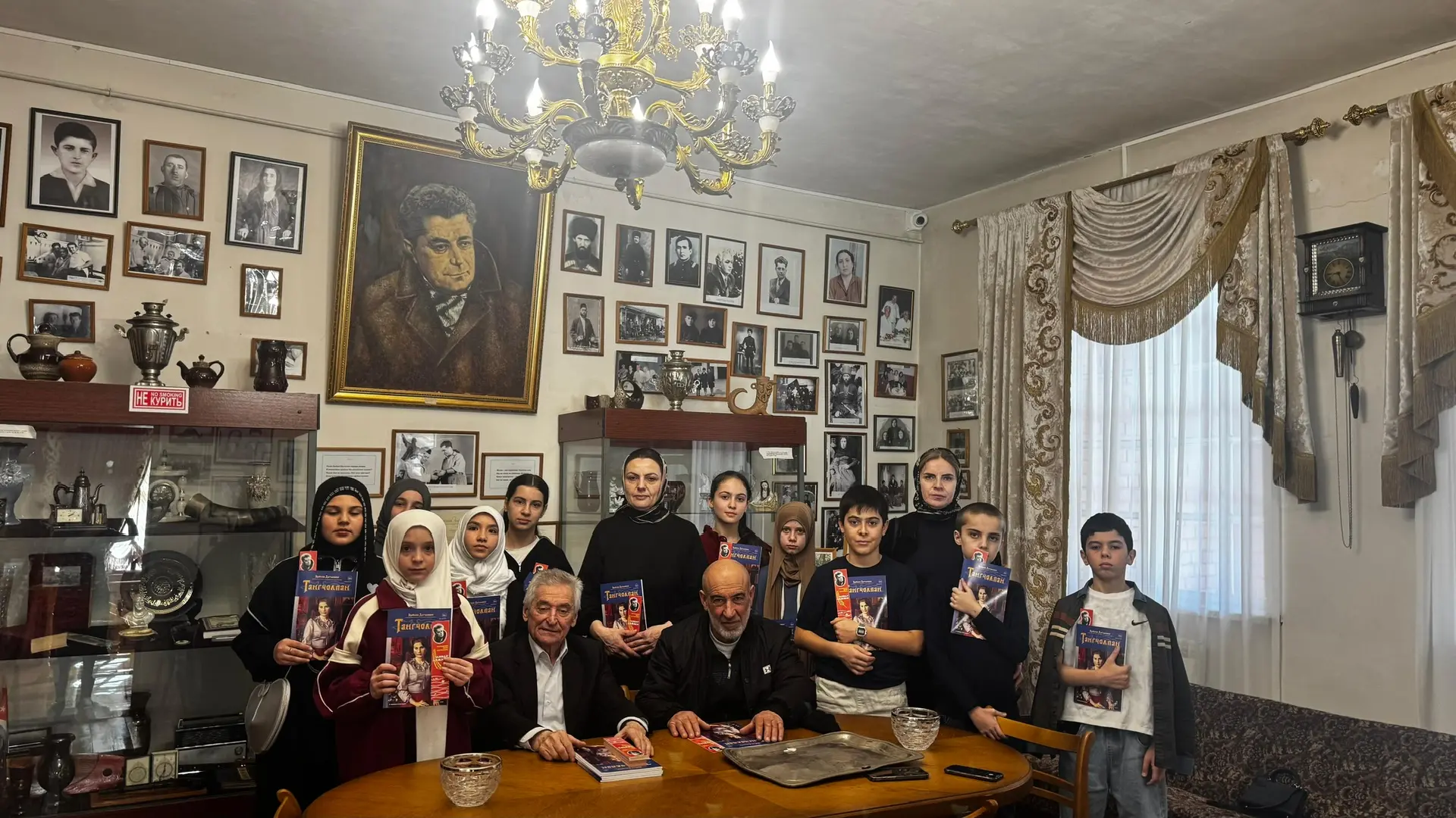 Родной язык открывает двери в мир культуры  Накануне Дня родных языков музей имени Анвара Аджиева го