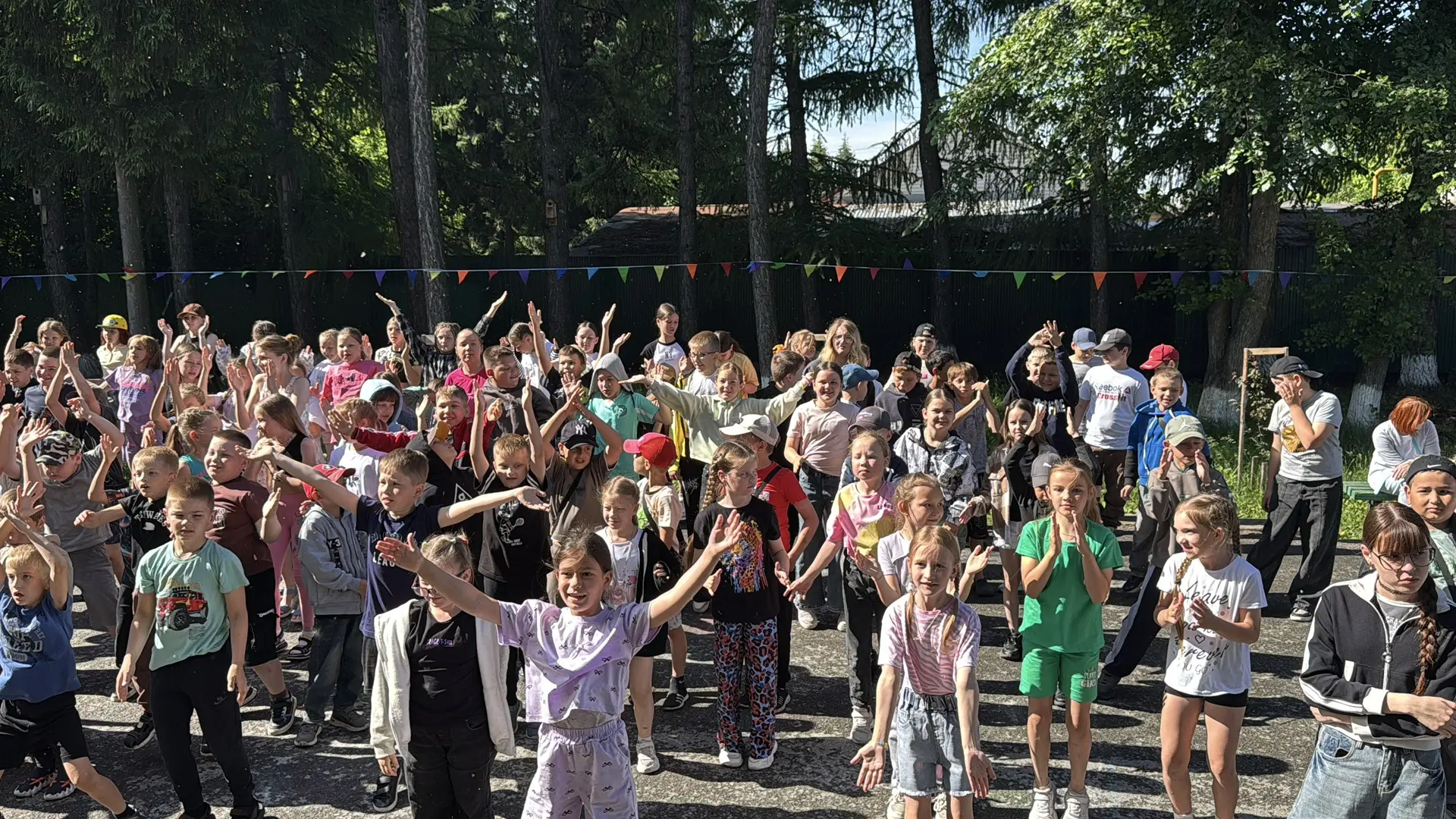 10.06🎈

Наш воздушный шар продолжает полёт!

Восьмой день нашего путешествия получился насыщенным, 