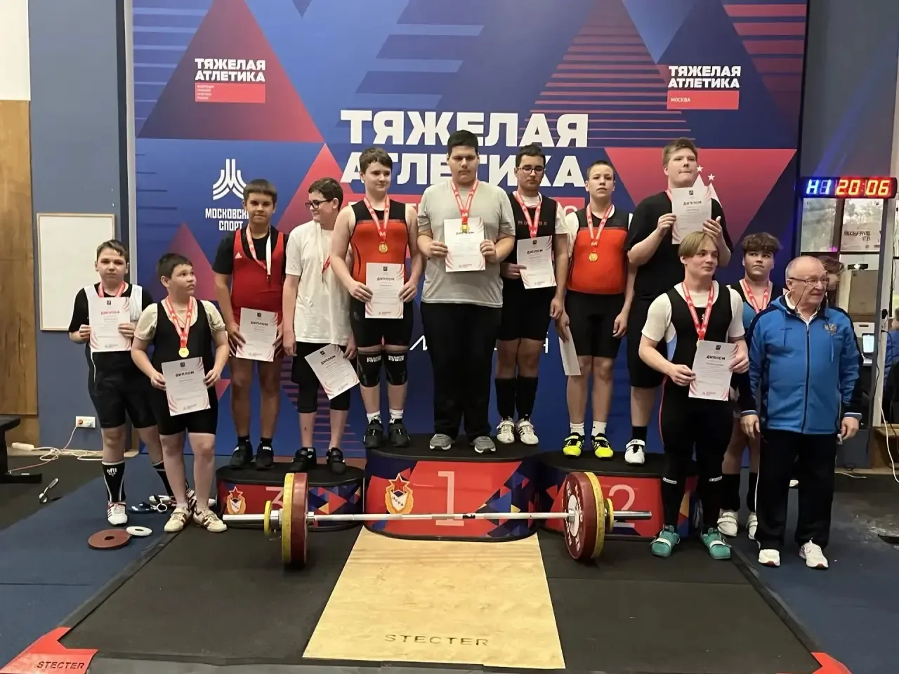 🏋️‍♀️ Наши тяжелоатлеты — среди лучших!

В последние выходные мая состоялось Первенство Московского