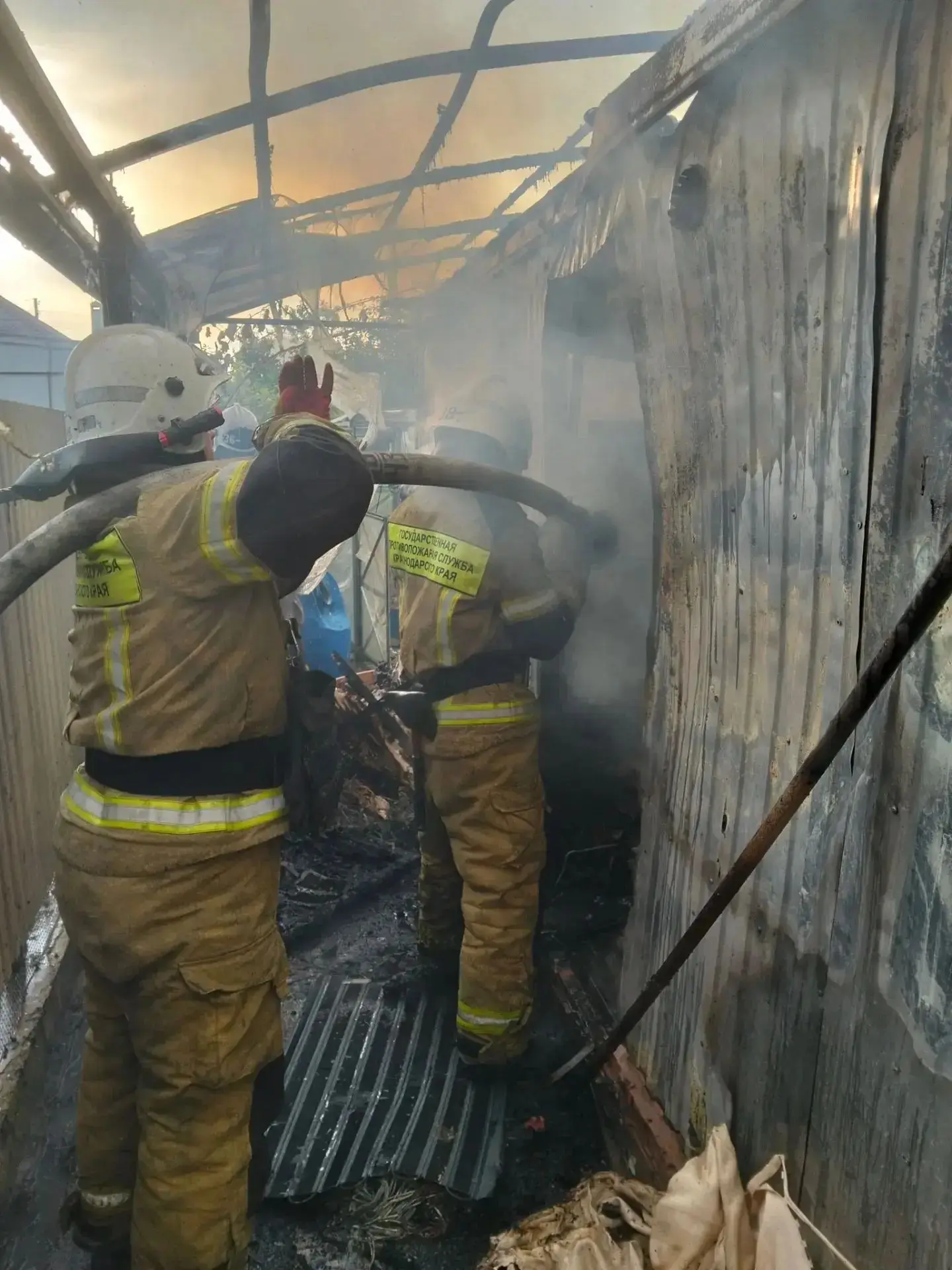 🚒 Пожар в Виноградном ликвидирован

Утром 25 июля дежурный ПЧ-38 (МО г.к. Анапа) получил сигнал о п