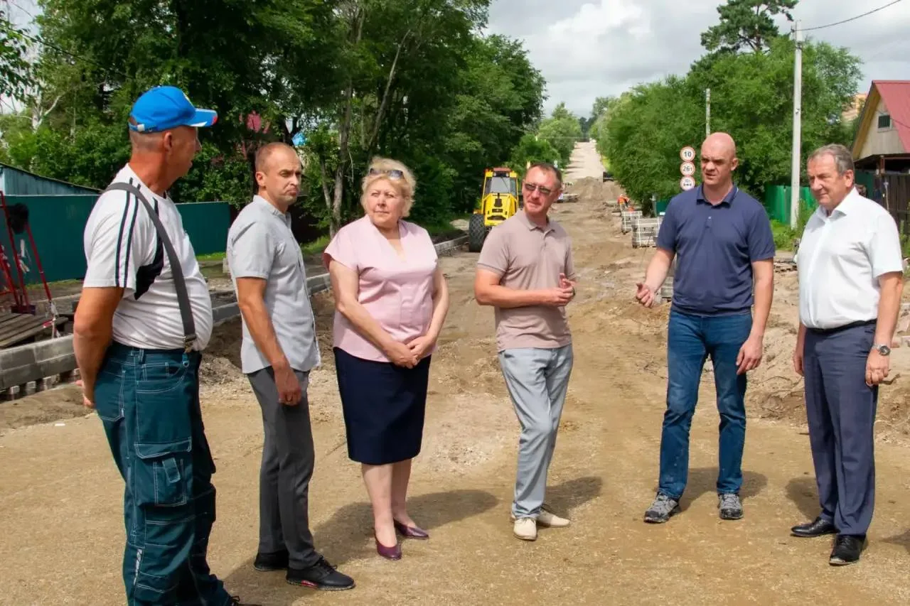 В Свободном проверили качество ремонта городских дорог

В Свободном продолжается масштабная дорожная