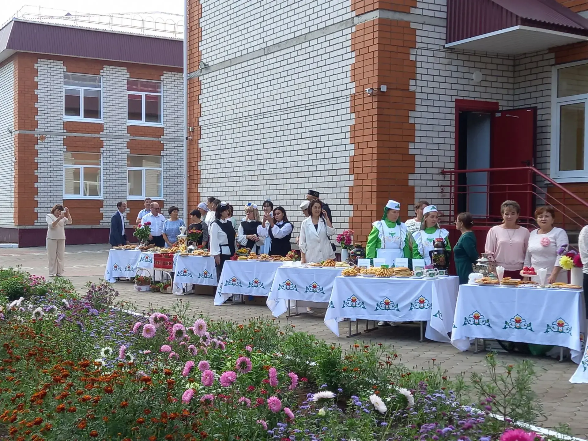 Районкүләм форум ""Милли мәгариф: традицион кыйммәтләр һәм заманча технологияләр"