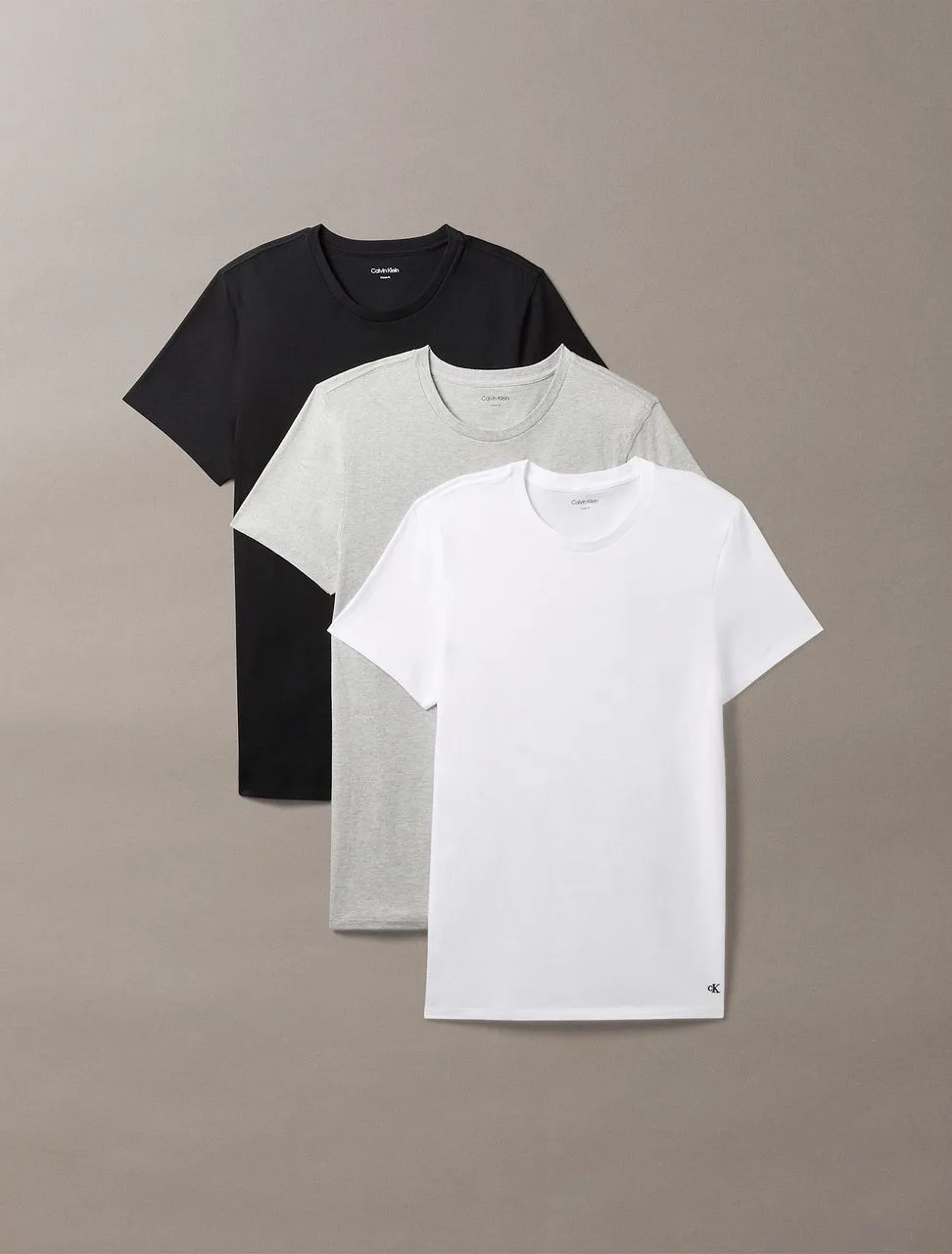 Calvin Klein
 
Футболка с круглым вырезом, классический крой, 3 шт.

3500 ₽ + доставка
Оформить зака