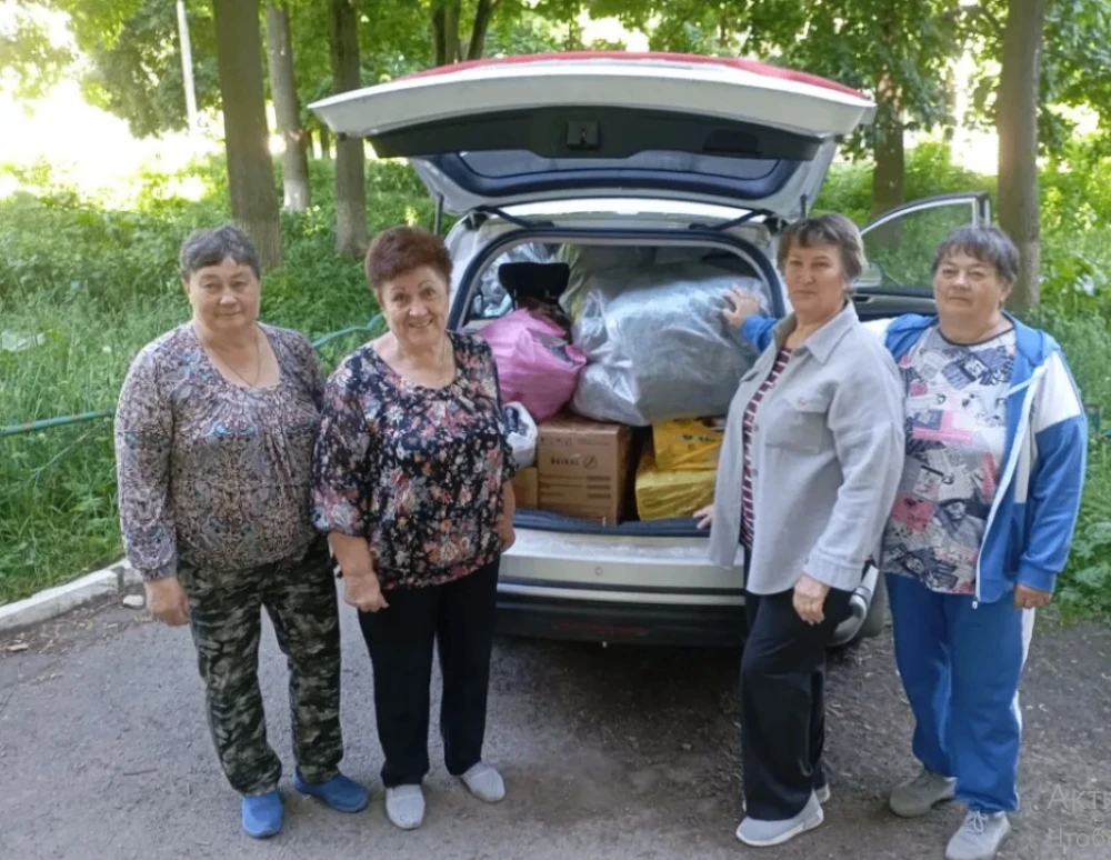 Активисты «Отрадинского ополчения» отправили гуманитарную помощь в зону СВО. Об этом ра...