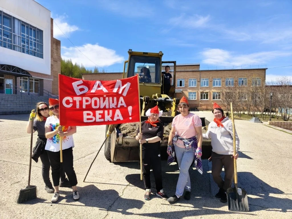 Субботник в честь Дня Пионерии: дружно, весело, с пользой!
