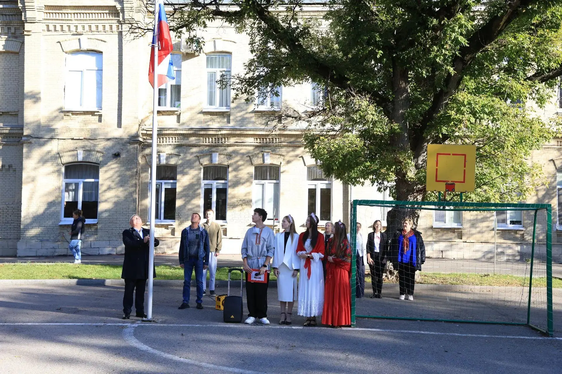🍁🧑‍🏫Сегодня, в День учителя, утро в нашей школе началось по-настоящему празднично и ...