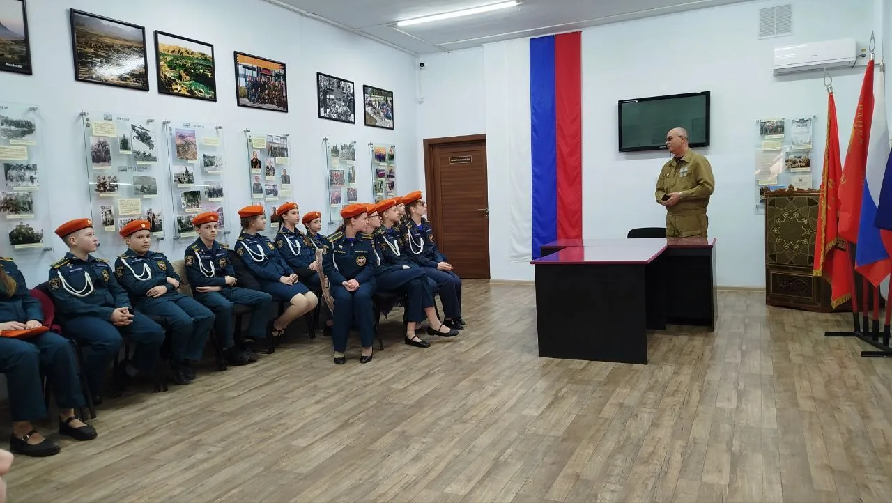 В Музее современной военной истории 10 марта прошла встреча учащихся кадетских классов 6-Б и 6-В МБО