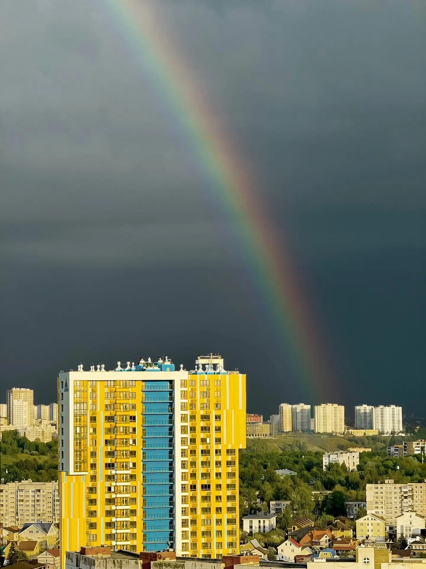 Майские дожди навестили Нижний Новгород, но в наших ЖК даже в непогоду из окна — настоя...