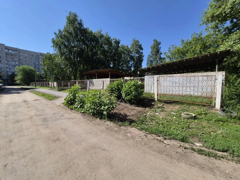 В Балаково продолжается демонтаж незаконно установленных гаражей

В результате работы контрольного у