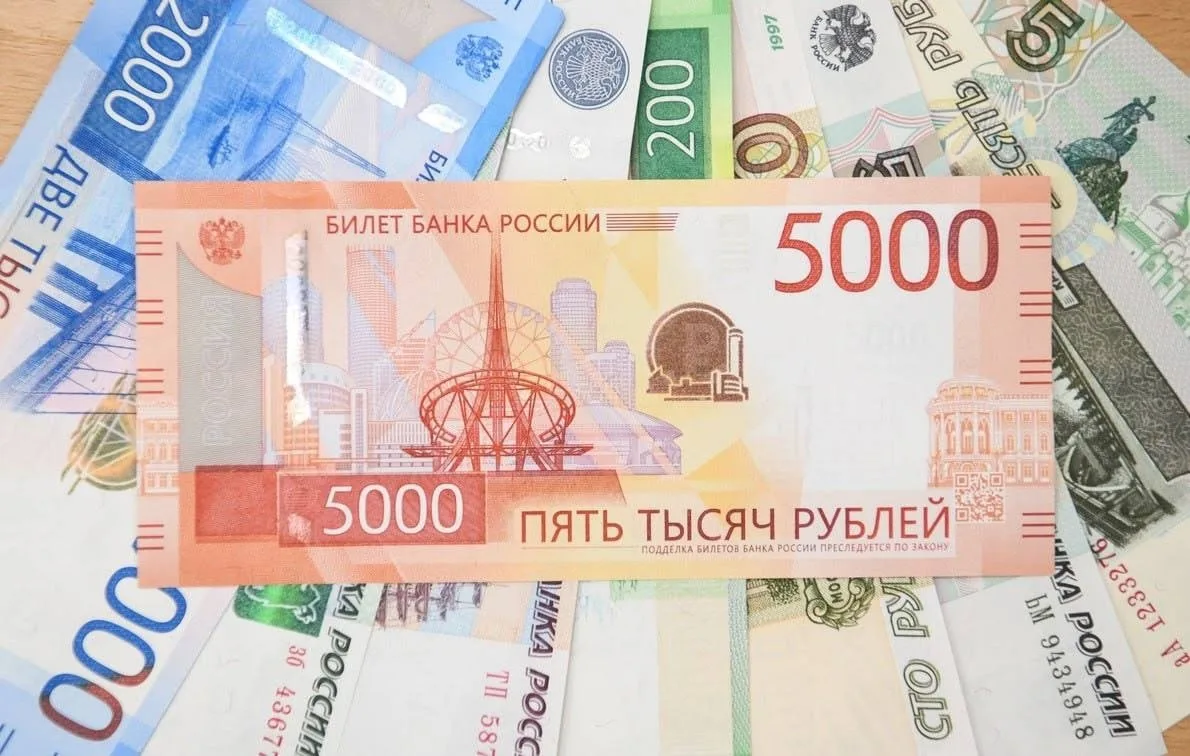 В Надыме суд оштрафовал женщину за то, что она напала на полицейского. Как установили следователи СУ