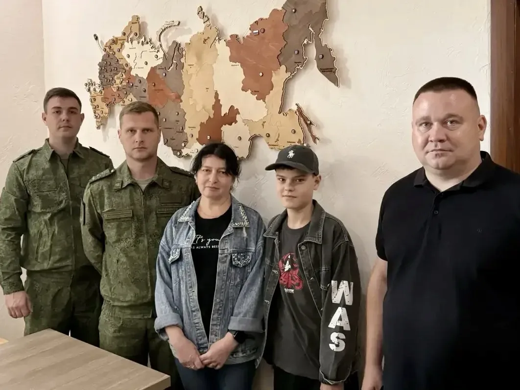 В Голопристанском округе поддержали семьи в преддверии нового учебного года