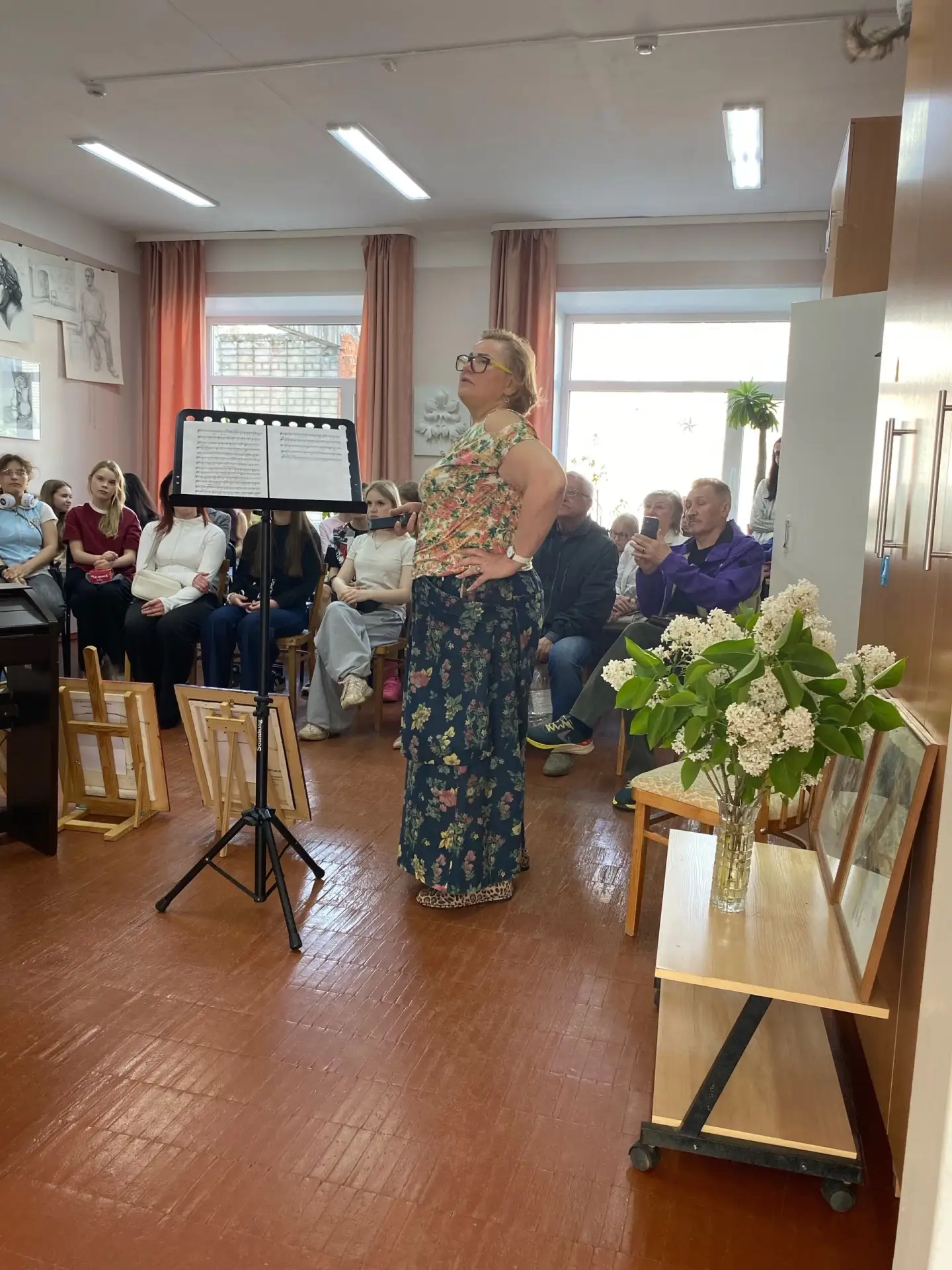🎨 Встреча с художником: вдохновение в каждом штрихе! 🎨