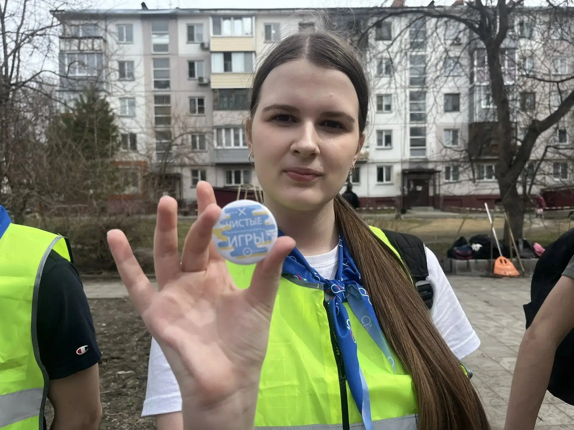 Сегодня на территории Мемориала в честь 30-летия Победы в Великой Отечественной войне было необычно 