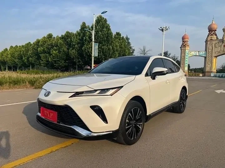 🇨🇳🚘TOYOTA VENZA (HARRIER) на полном приводе доступна к покупке в Китае 

*Без окрасов

— 2022г., 