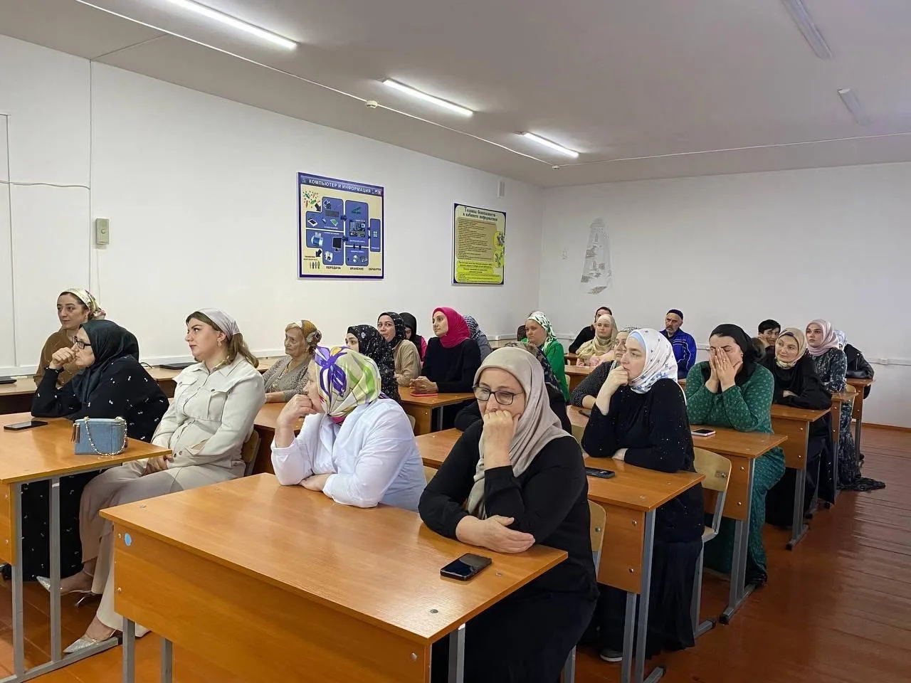 Уважаемые родители!  На этой неделе в нашей школе прошли традиционные родительские собрания, ключево