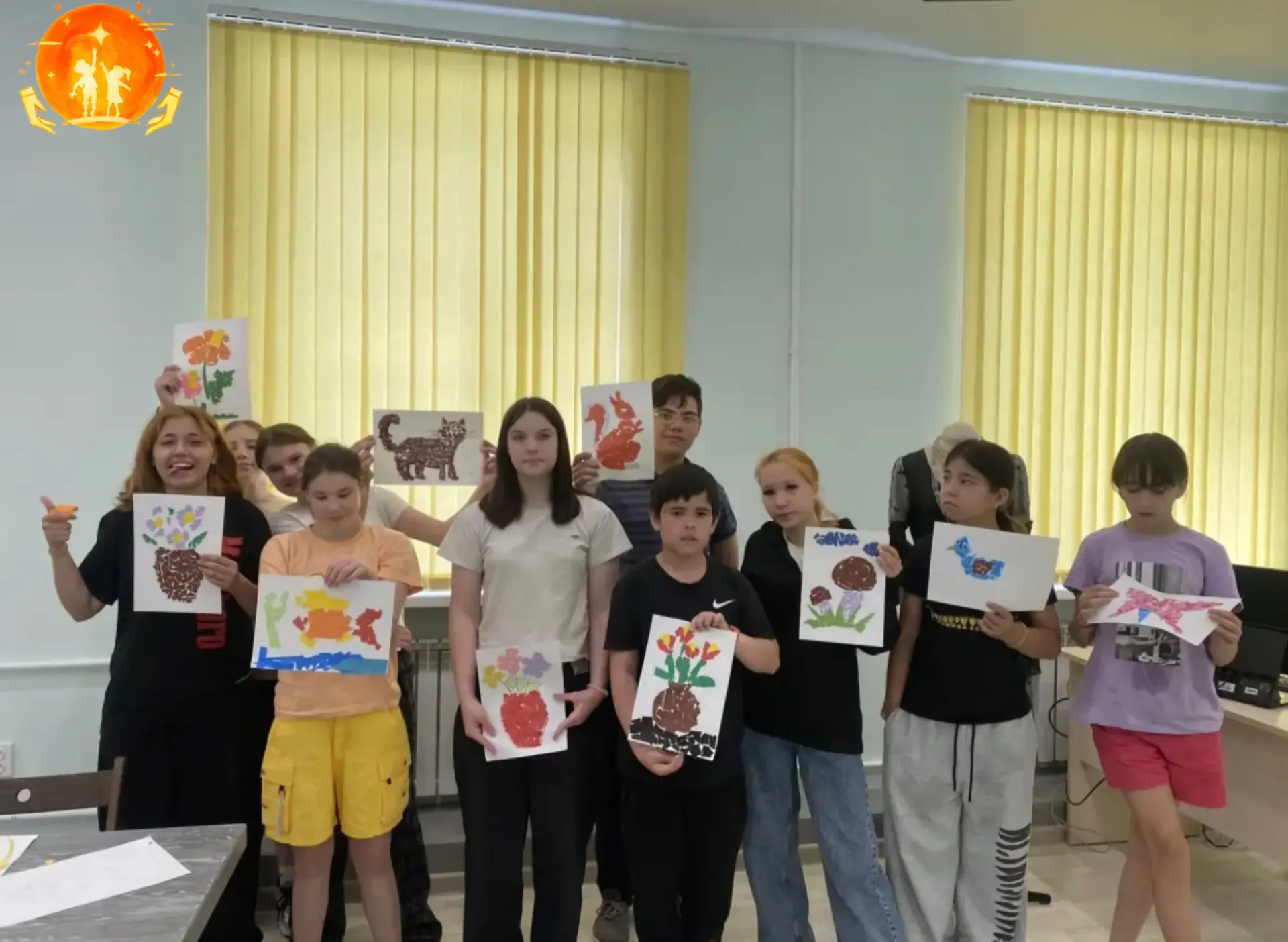 ✂️ Наши руки не для скуки ✂️ 

✂️ Сегодня на мастер-классе по рукоделию ребята познакомились с обрыв
