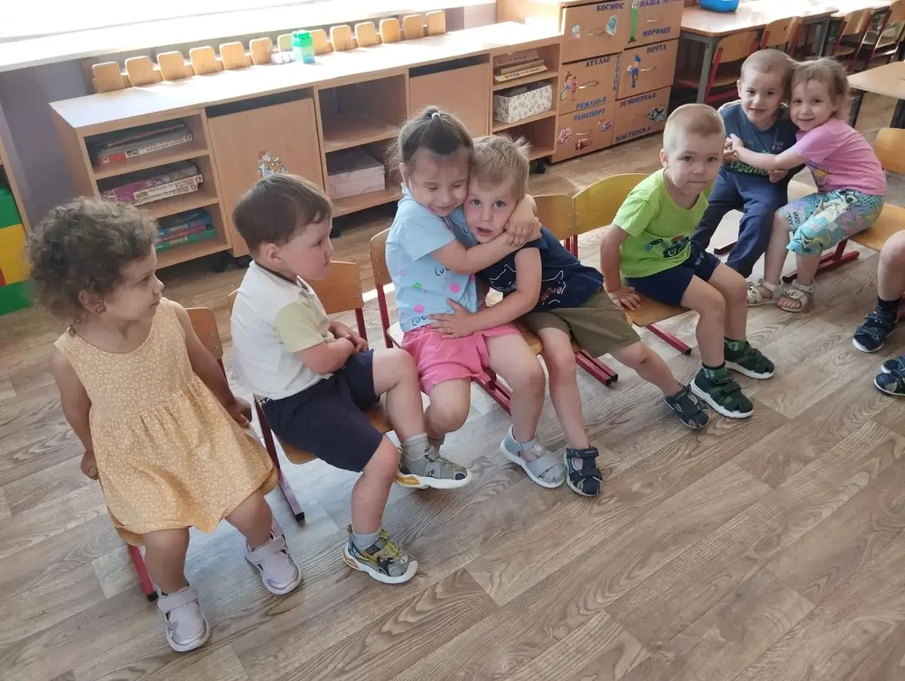📆 30 июля - «ДЕНЬ ДРУЖБЫ»👫

Сегодня в группе №6 Римма Рустамовна организовала тематический праздни