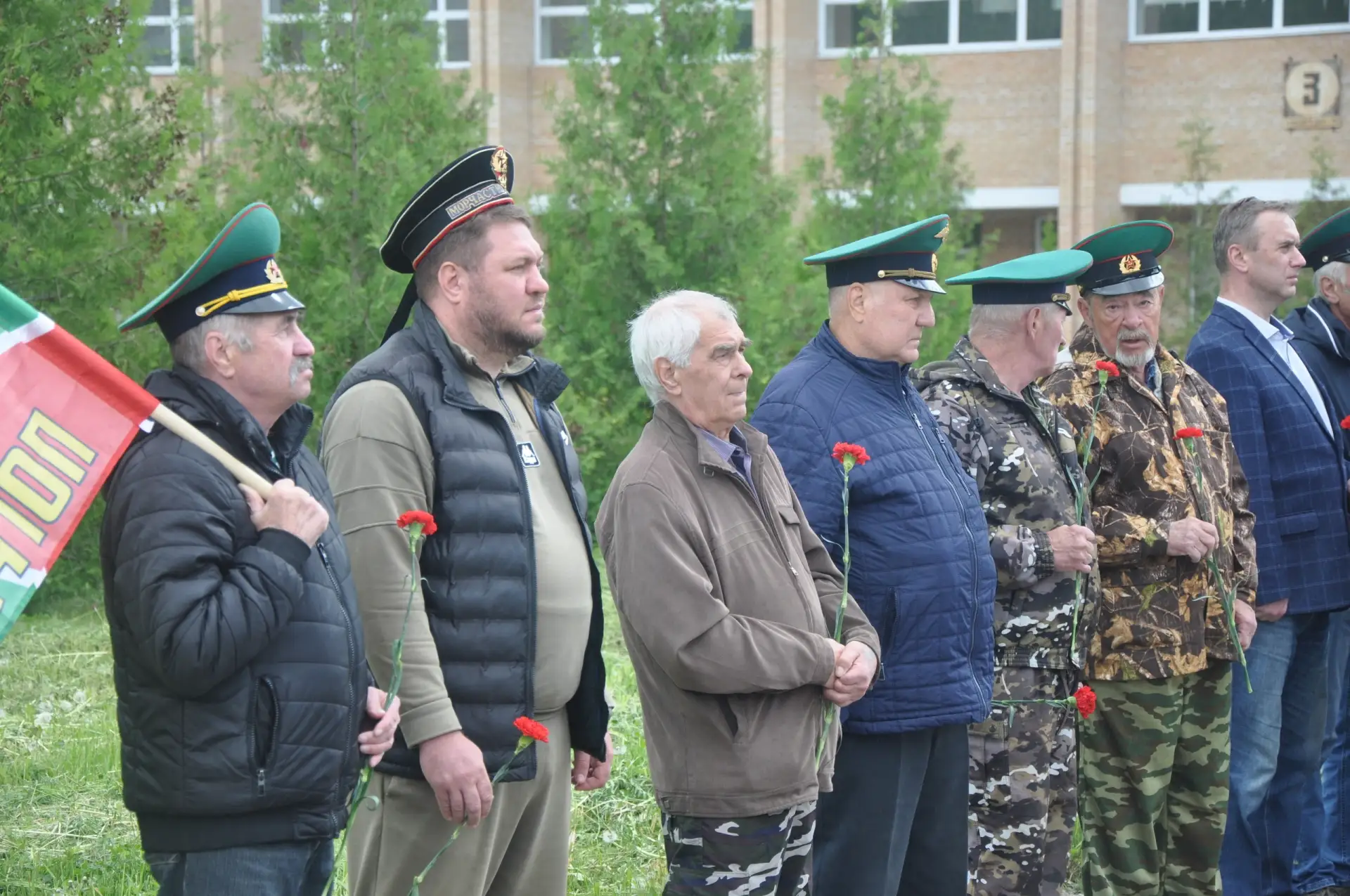 28 мая, в Радужном отметили День пограничника!