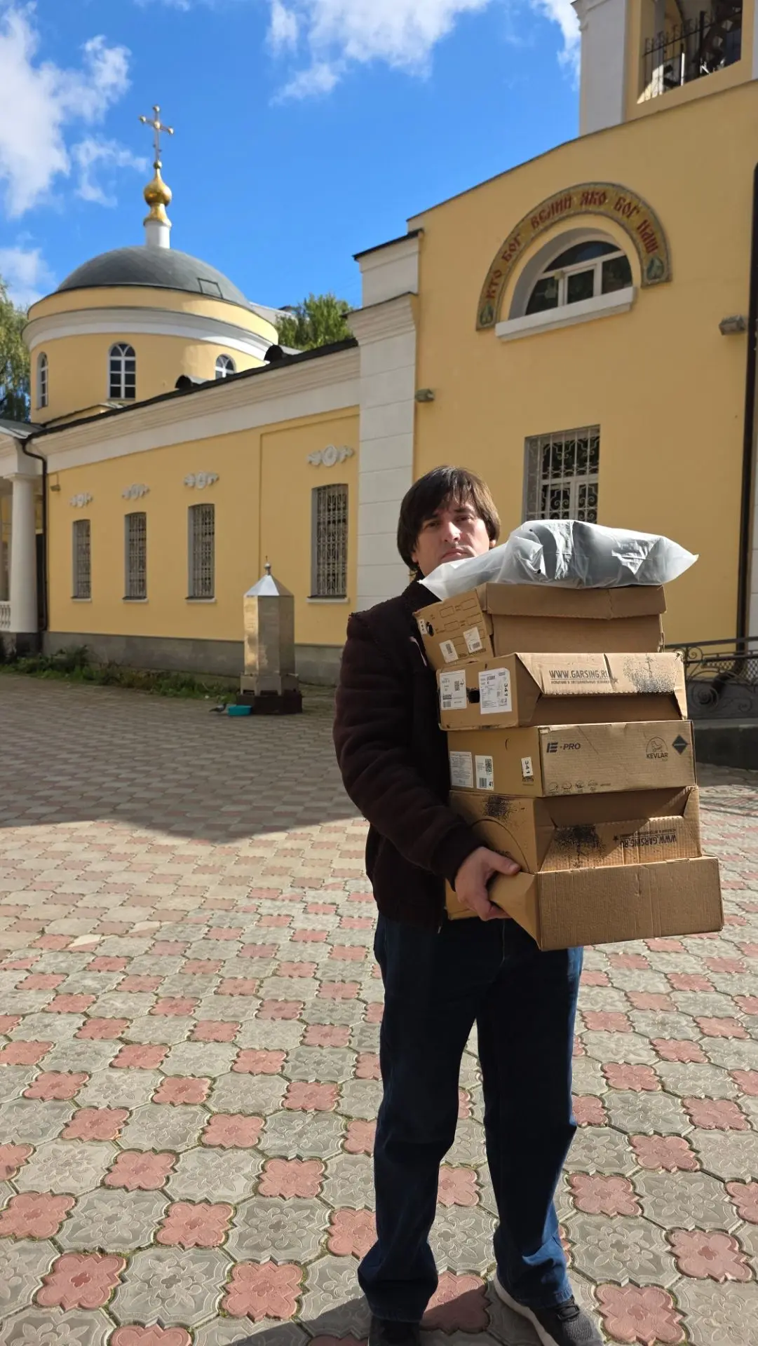 Прихожане храма в Метрогородке помогают защитникам Отечества 🕊