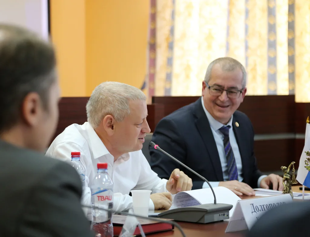 Кирилл Долгополов стал модератором заседания научной конференции  🏢В Северо-Кавказском федеральном у