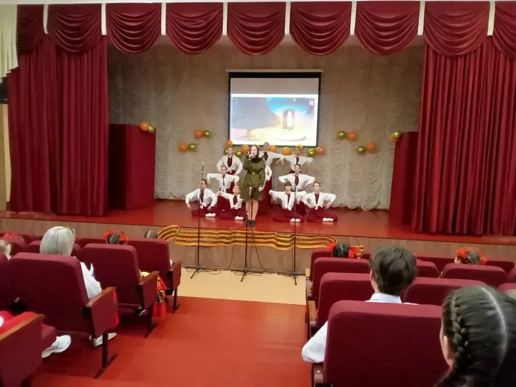 🎶 Сегодня творческие коллективы ЦДОД нашей школы приняли участие в городском конкурсе литературно-му